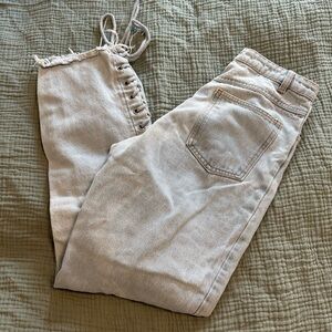 Light wash roped jeans